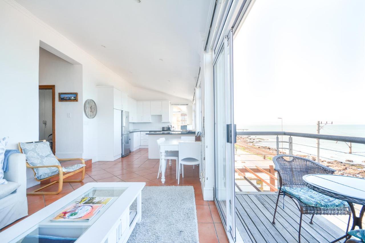 Oceanfront Penthouse Διαμέρισμα Muizenberg Εξωτερικό φωτογραφία