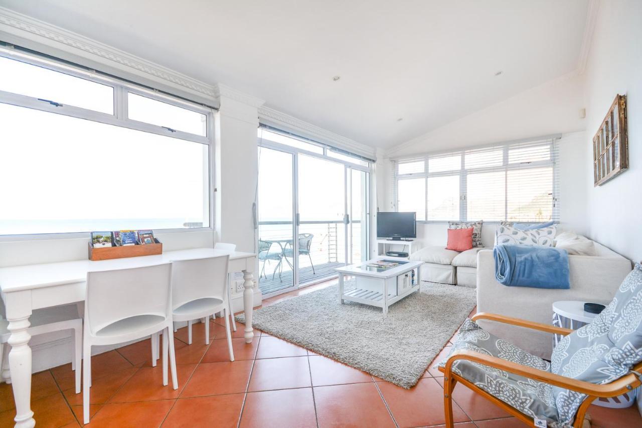 Oceanfront Penthouse Διαμέρισμα Muizenberg Εξωτερικό φωτογραφία