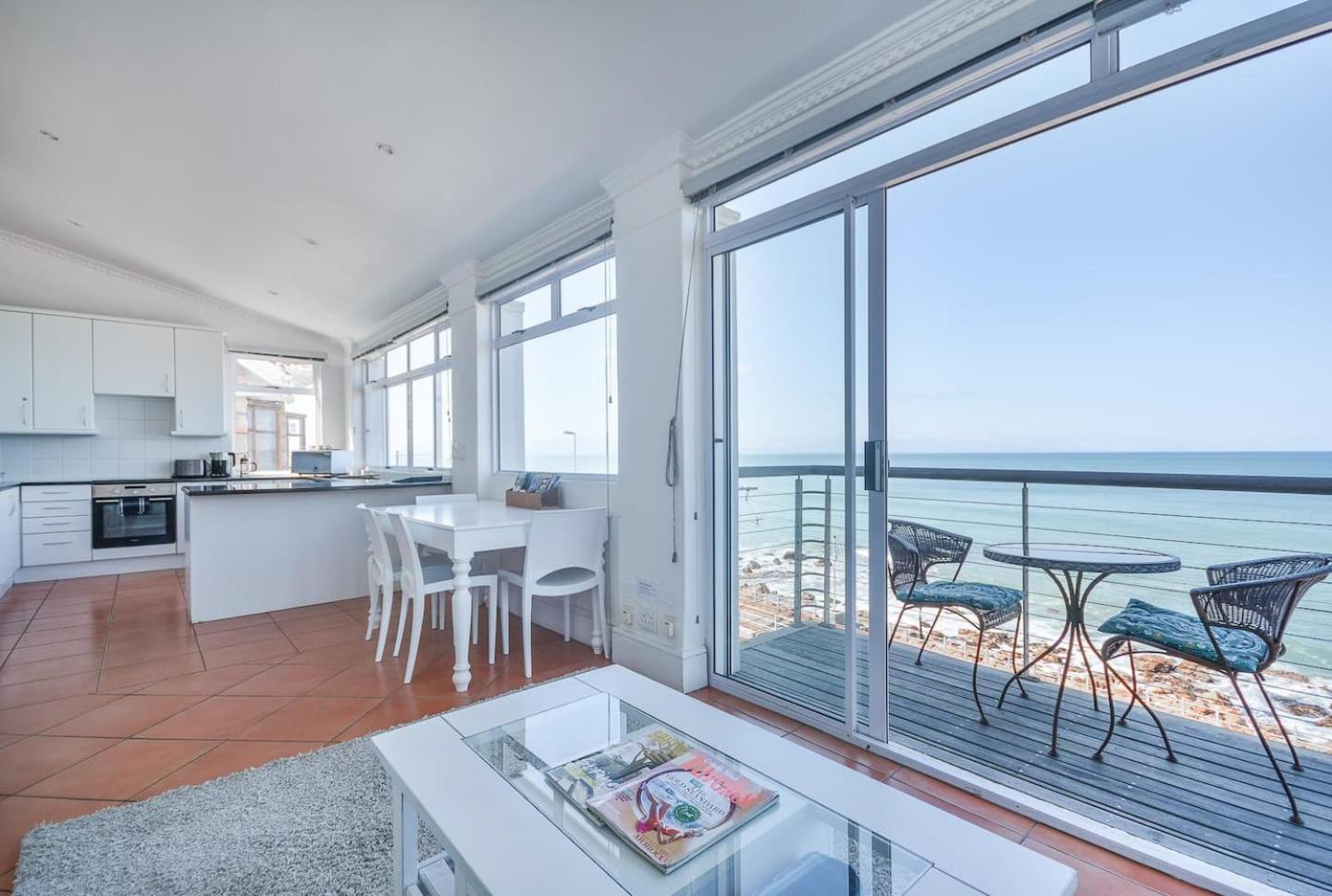 Oceanfront Penthouse By Open Home Muizenberg Εξωτερικό φωτογραφία