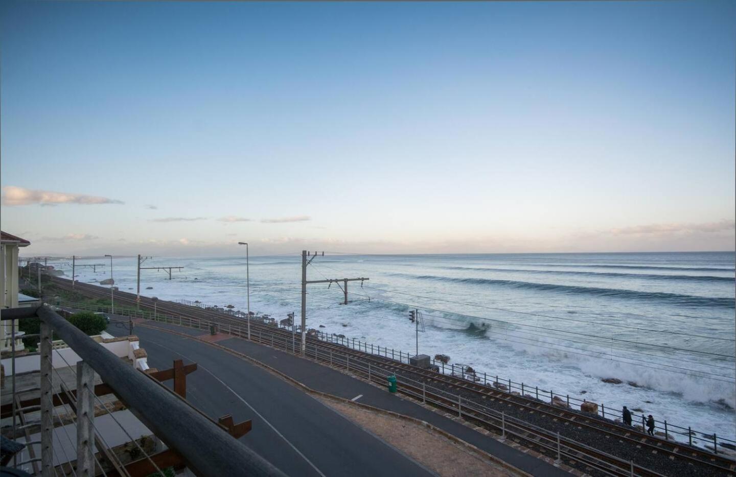 Oceanfront Penthouse By Open Home Muizenberg Εξωτερικό φωτογραφία